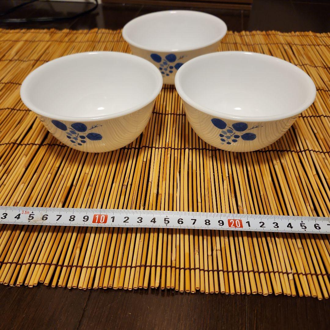 青い花模様の陶器ボウル 3個セット