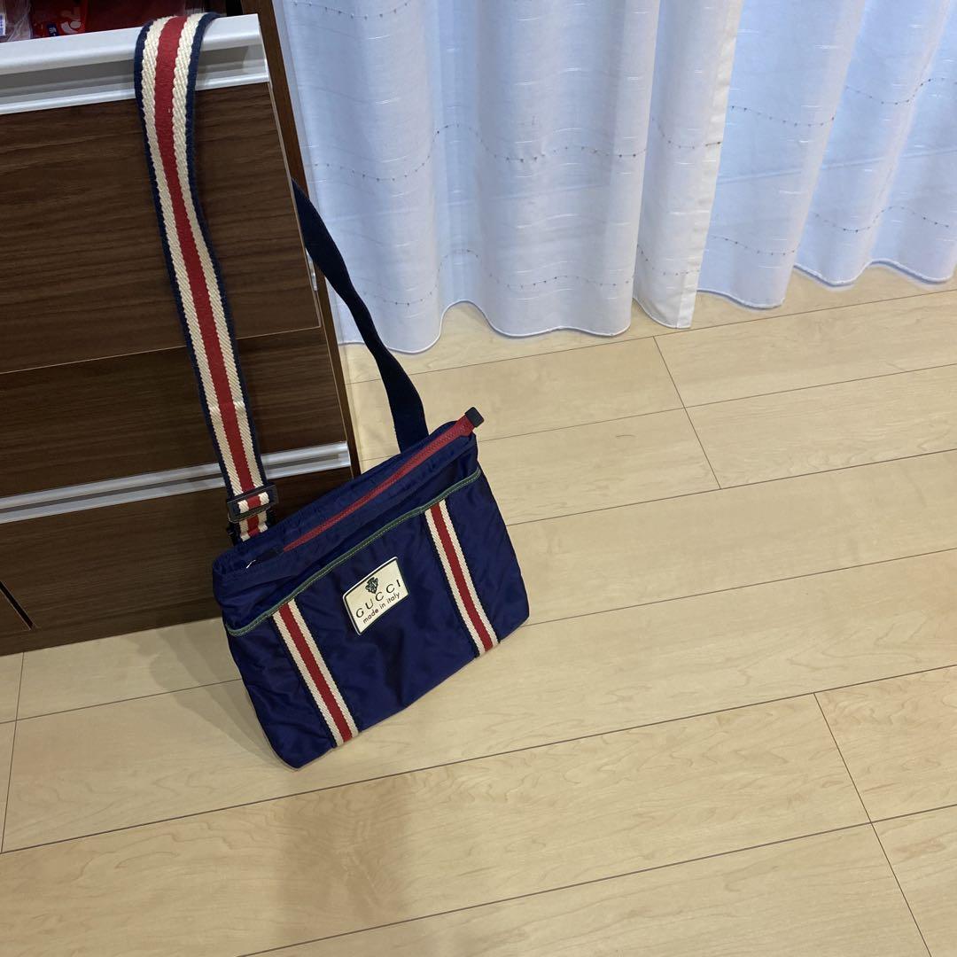 GUCCI  ショルダーバッグ　メンズ