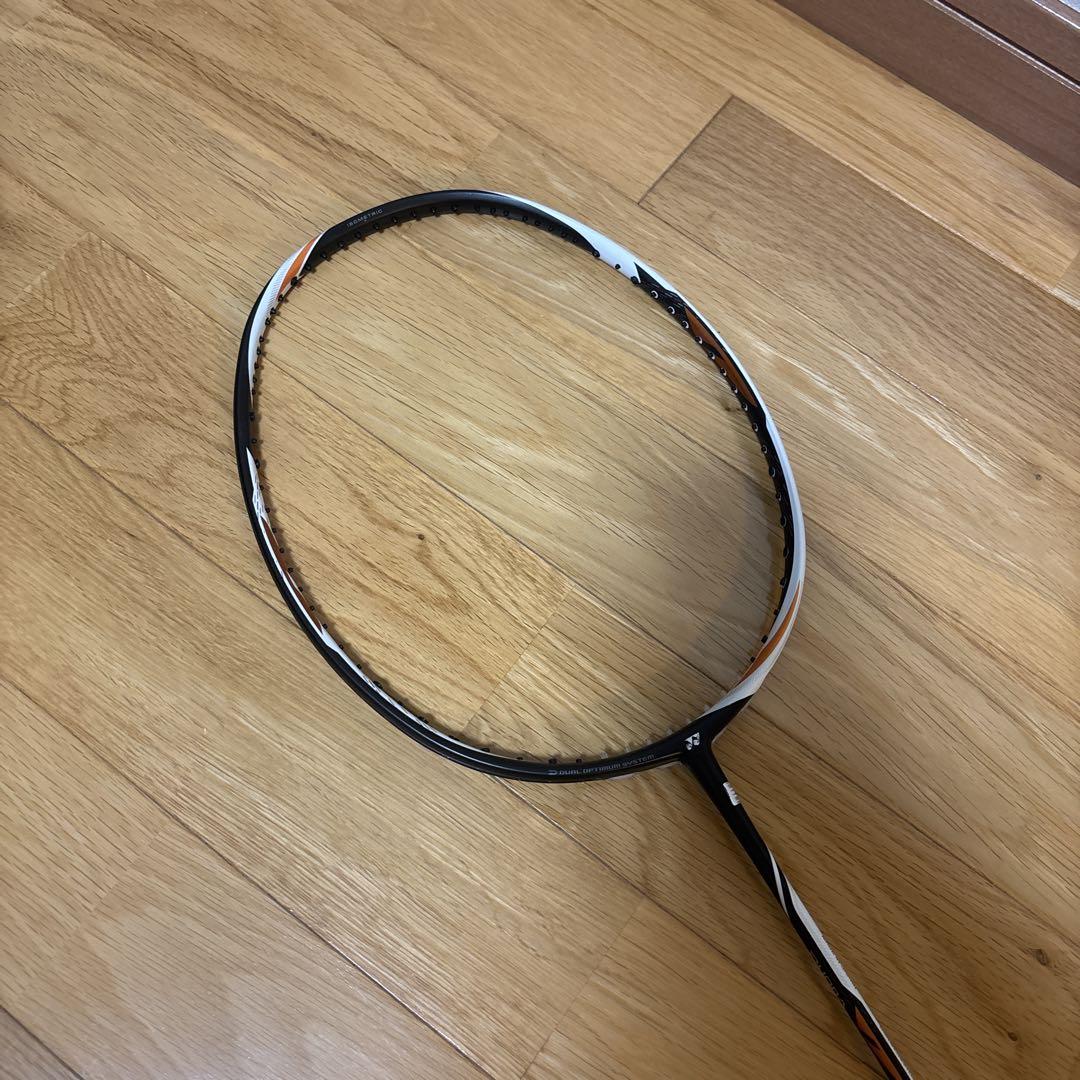 ヨネックスバドミントンラケット