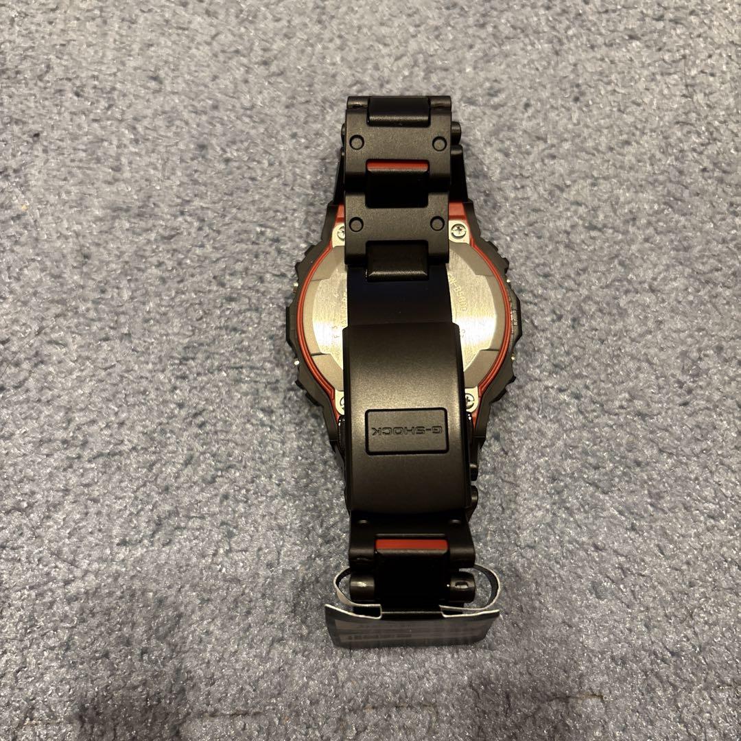 G-SHOCK デジタル腕時計 ブラック/レッド Black and Red Series / カーボンコアガード / GD-010BBR-1JF