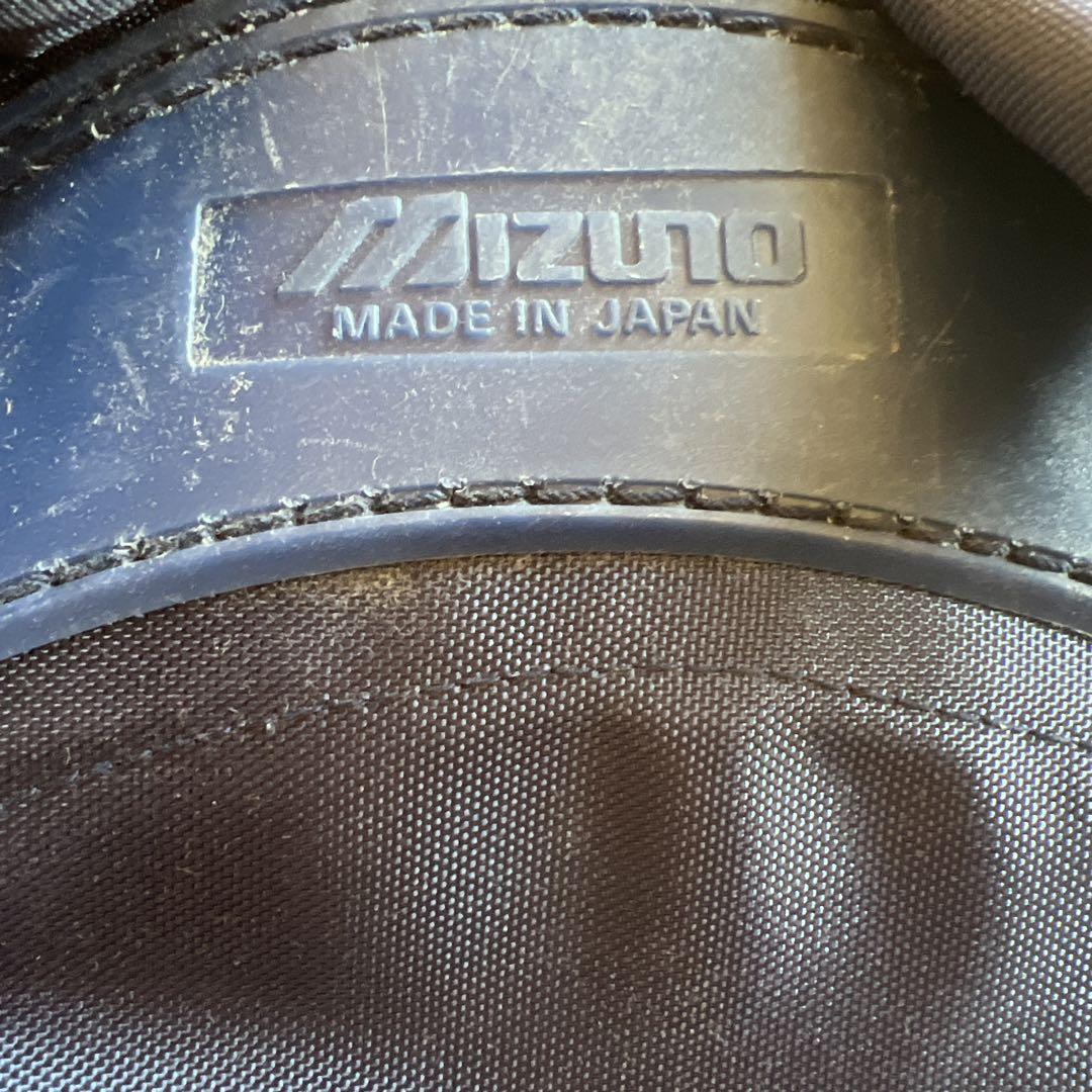 青