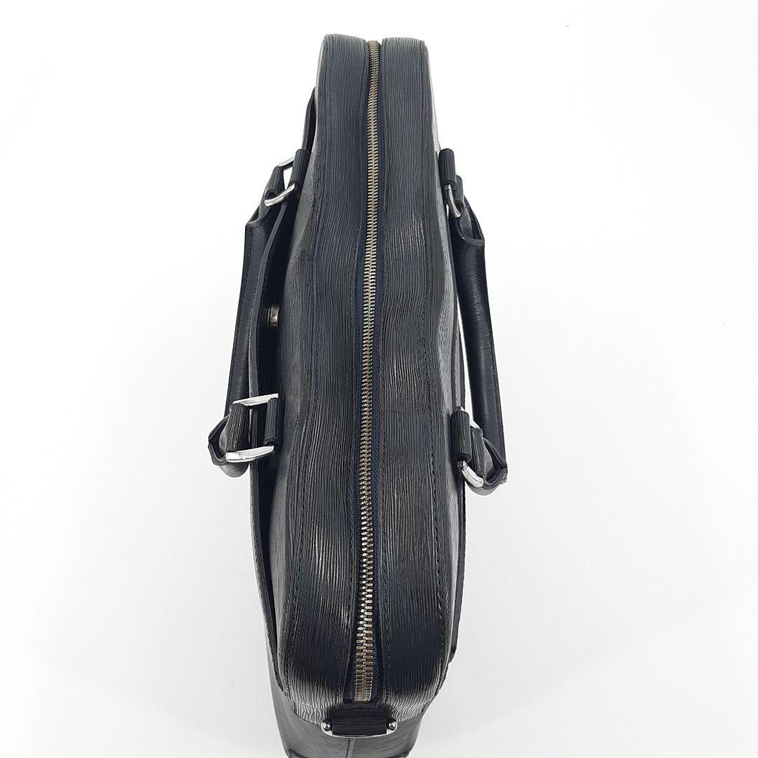 ペッレモルビダ　ビジネスバッグ　ネイビー　メイデンボヤージュ　キャピターノ