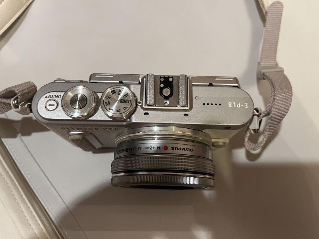 OLYMPUS PEN E-PL8 本体