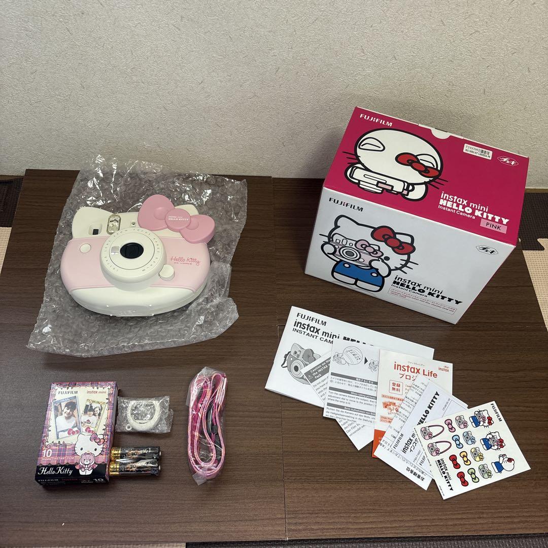 未使用FUJIFILM instax mini HELLO KITTYカメラ