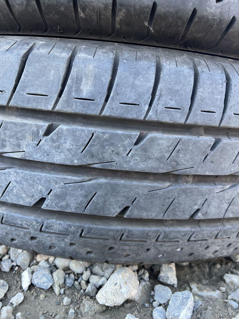 ブリヂストン　ルフト　rv2 195/65r15 21年製　送料込み