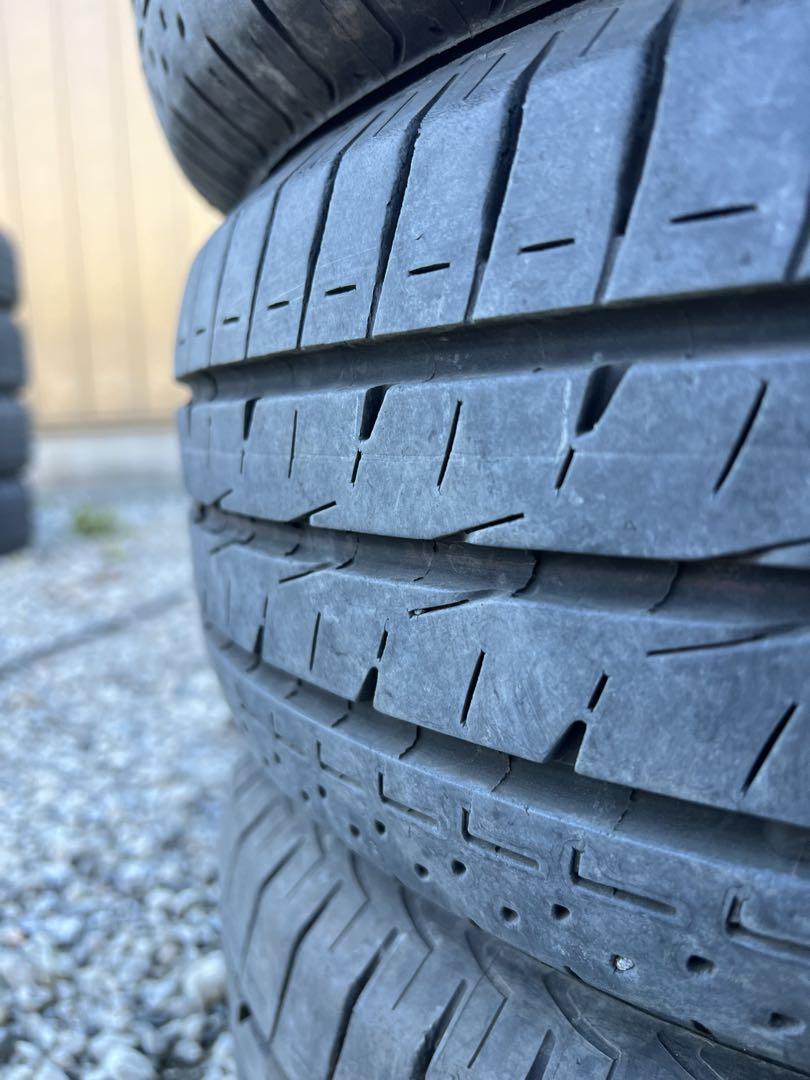 ブリヂストン　ルフト　rv2 195/65r15 21年製　送料込み