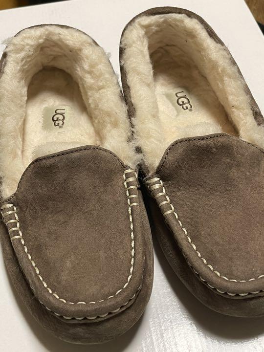 ⭐︎UGG モカシン ブラウン 23センチ⭐︎ - メルカリ