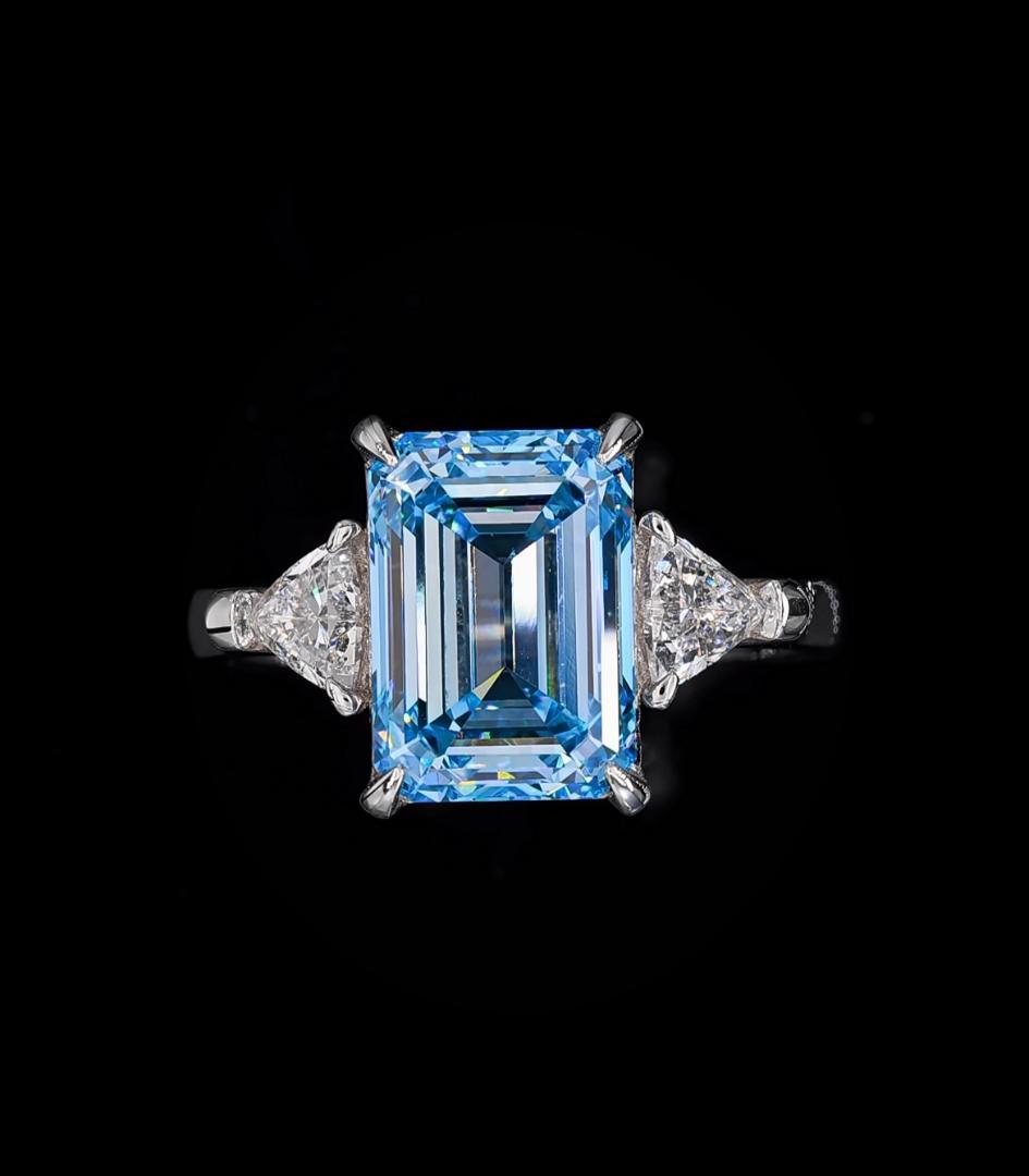 Pt950 ダイヤモンド リング 　ブルー　D5.04ct，d0.662ct