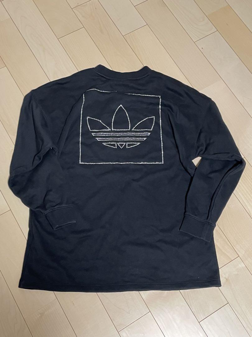 adidas ロゴ ラインストーン スウェット 黒 アディダス