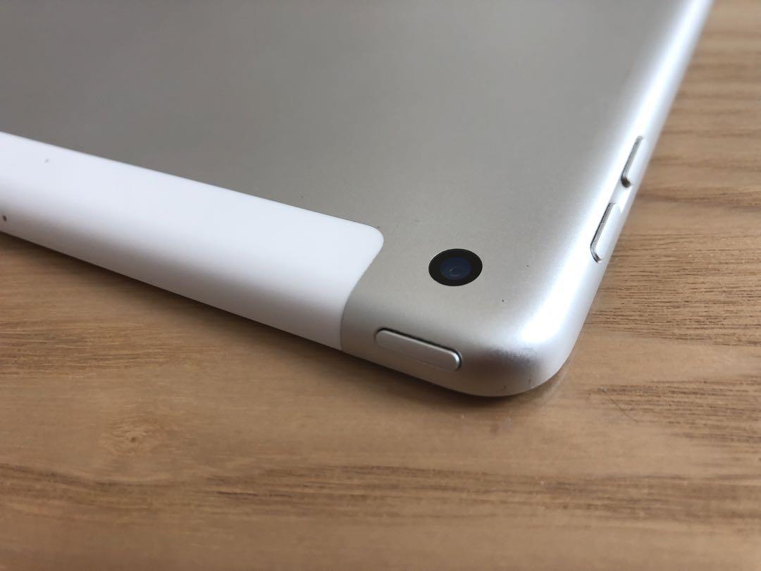 電池良好iPad 第6世代 Wifi+セルラー 128GB EVAケース入り
