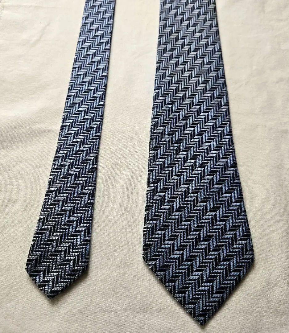 美品 holliday & brown ネクタイ　ブルー　ストライプ　イギリス製