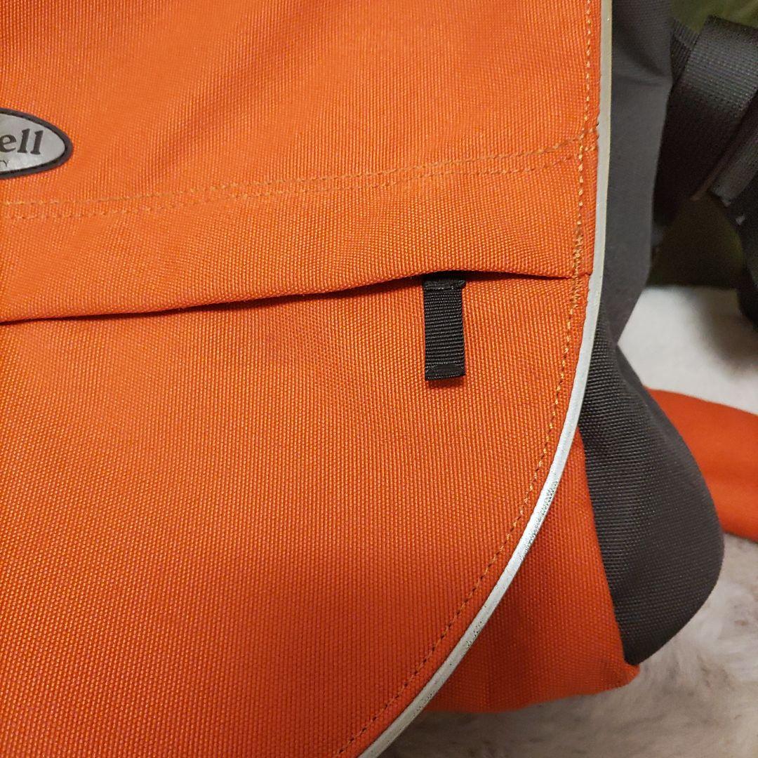old mont-bell モンベル　オレンジ　メッセンジャーバッグ　古着 old mont-bell モンベル オレンジ メッセンジャーバッグ 古着