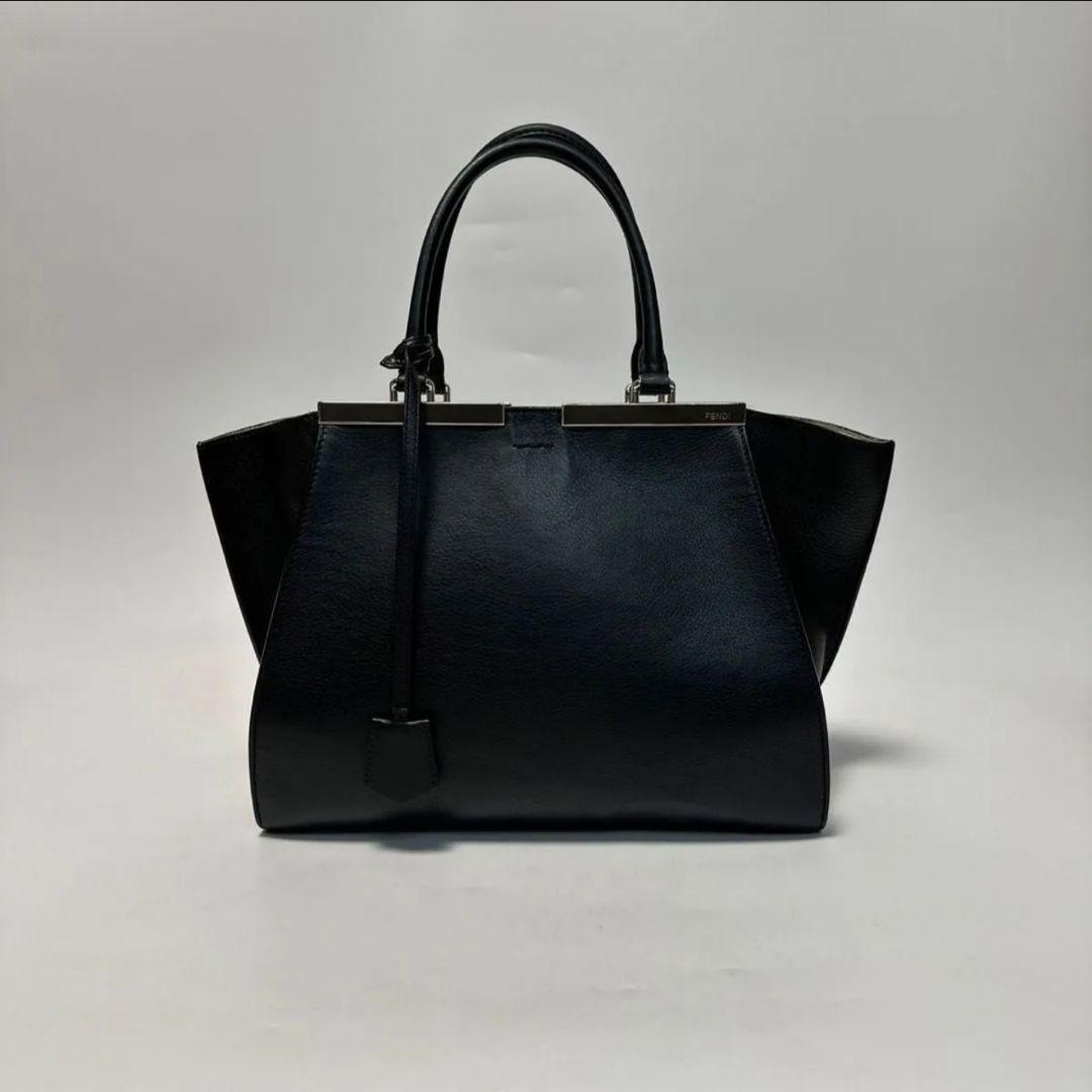 Fendi ブラック トートバッグ FENDI ブラック トートバッグ 美品 - メルカリ