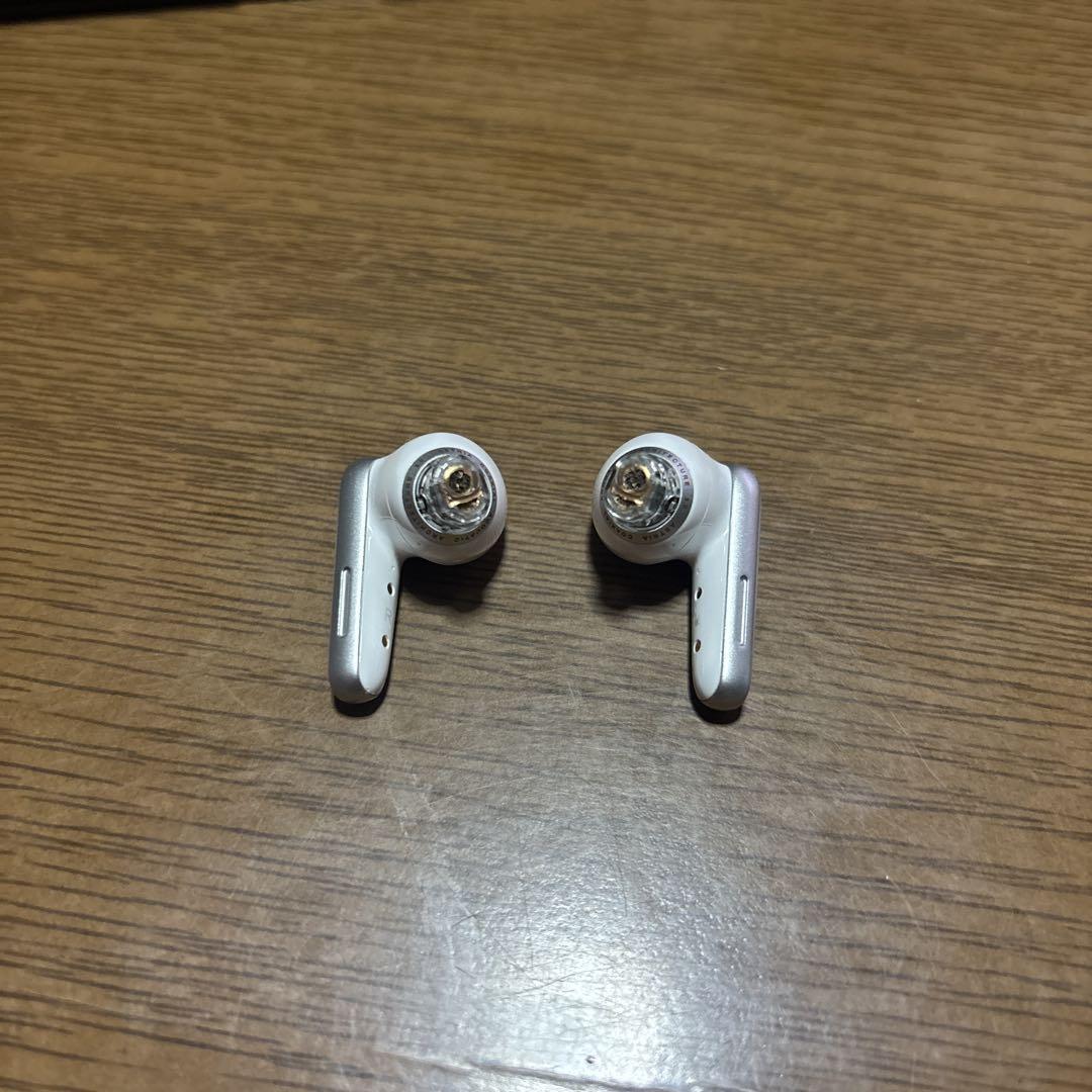 イヤホン soundcore Liberty 4
