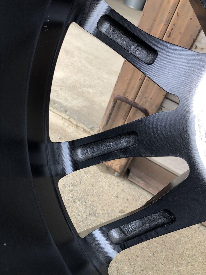 なとこ　BLIZZAK 215/45 17 純正ホイール 86 超美品