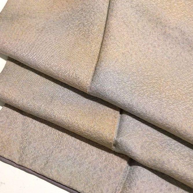 色無地 正絹 紋無し ぼかし染 オシャレなデザイン 広衿 袷 着物
