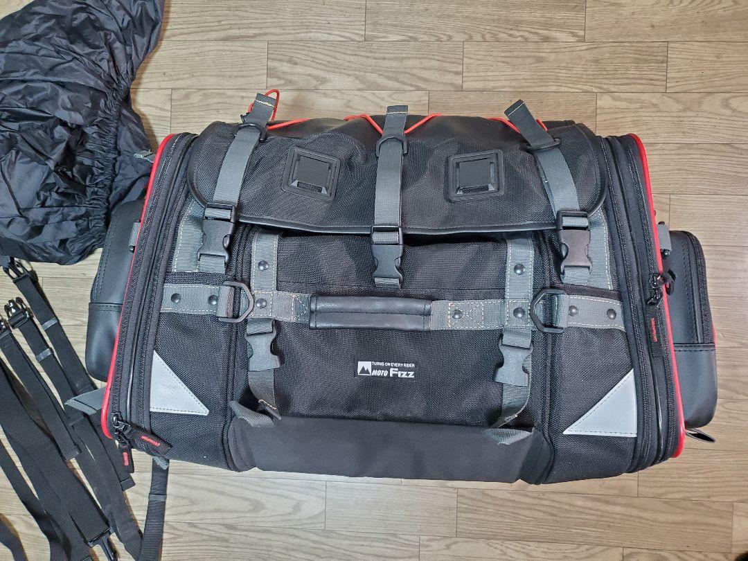 タナックス　シートバック MFK-102R2 (可変容量59-75ℓ)