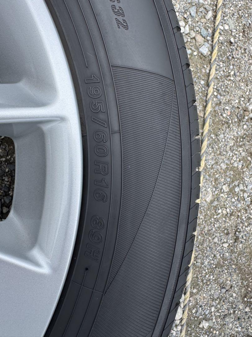 日産純正16インチ アルミホイール　ノーマルタイヤ付き195/60R16