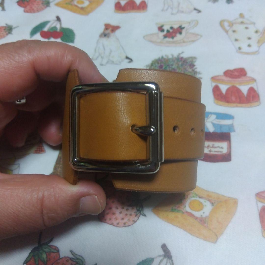 新品!! JUTTA NEUMANN レザーバングル キャメル