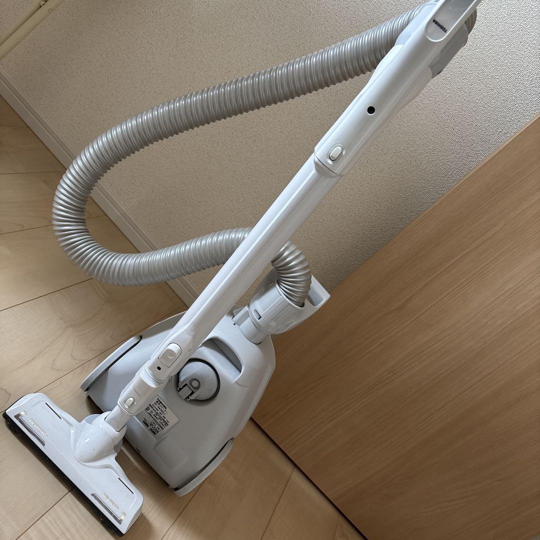 TOSHIBAクリーナ 紙パック式掃除機 VC-PA7E(L) 2012年式 - メルカリ