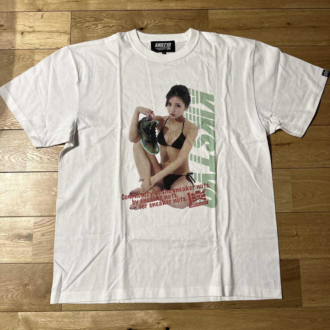 石川恋 KIKS TYO Tシャツ