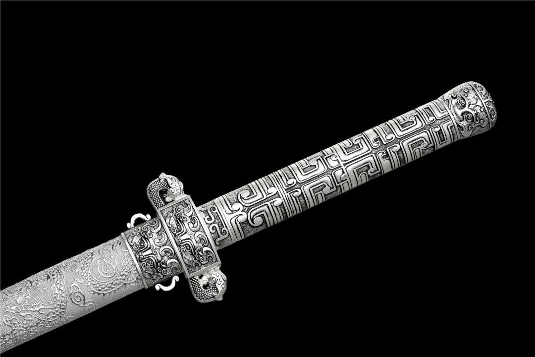 ドラゴン魂戦剣  古兵器 武具 刀装具 日本刀 模造刀 居合刀 銀・竜魂】古兵器 武具 刀装具 日本刀 模造刀 居合刀 武具