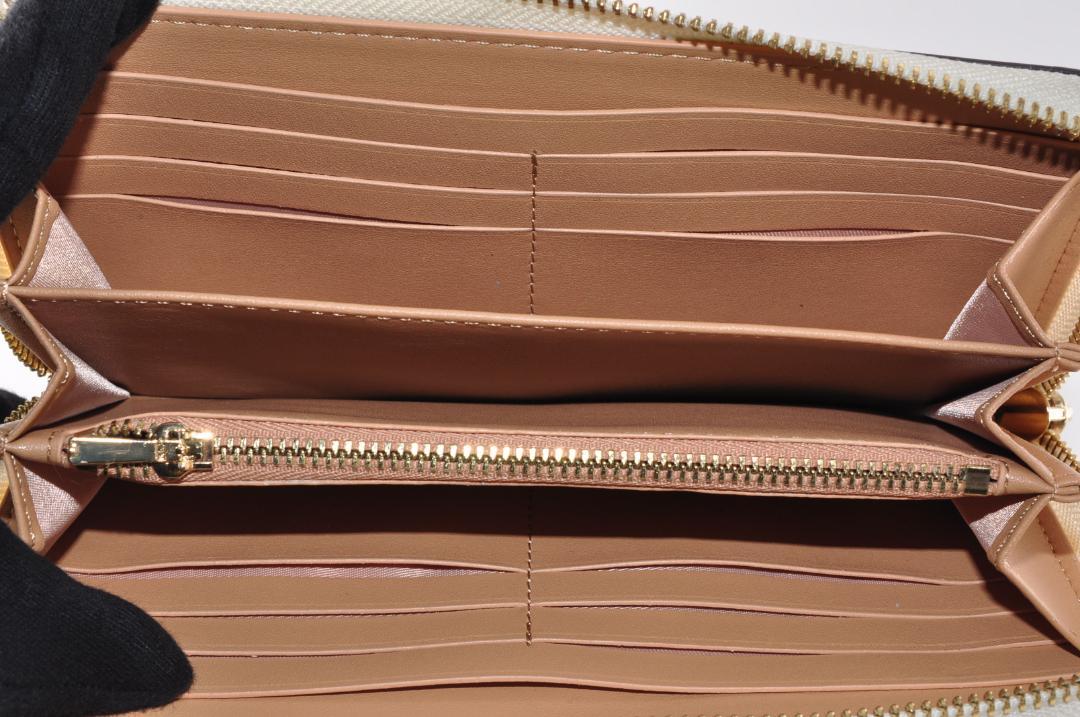 海外ブランドアウトレット通 未使用 レザー 長財布 シグネチャー フラワー コーチ COACH 小物