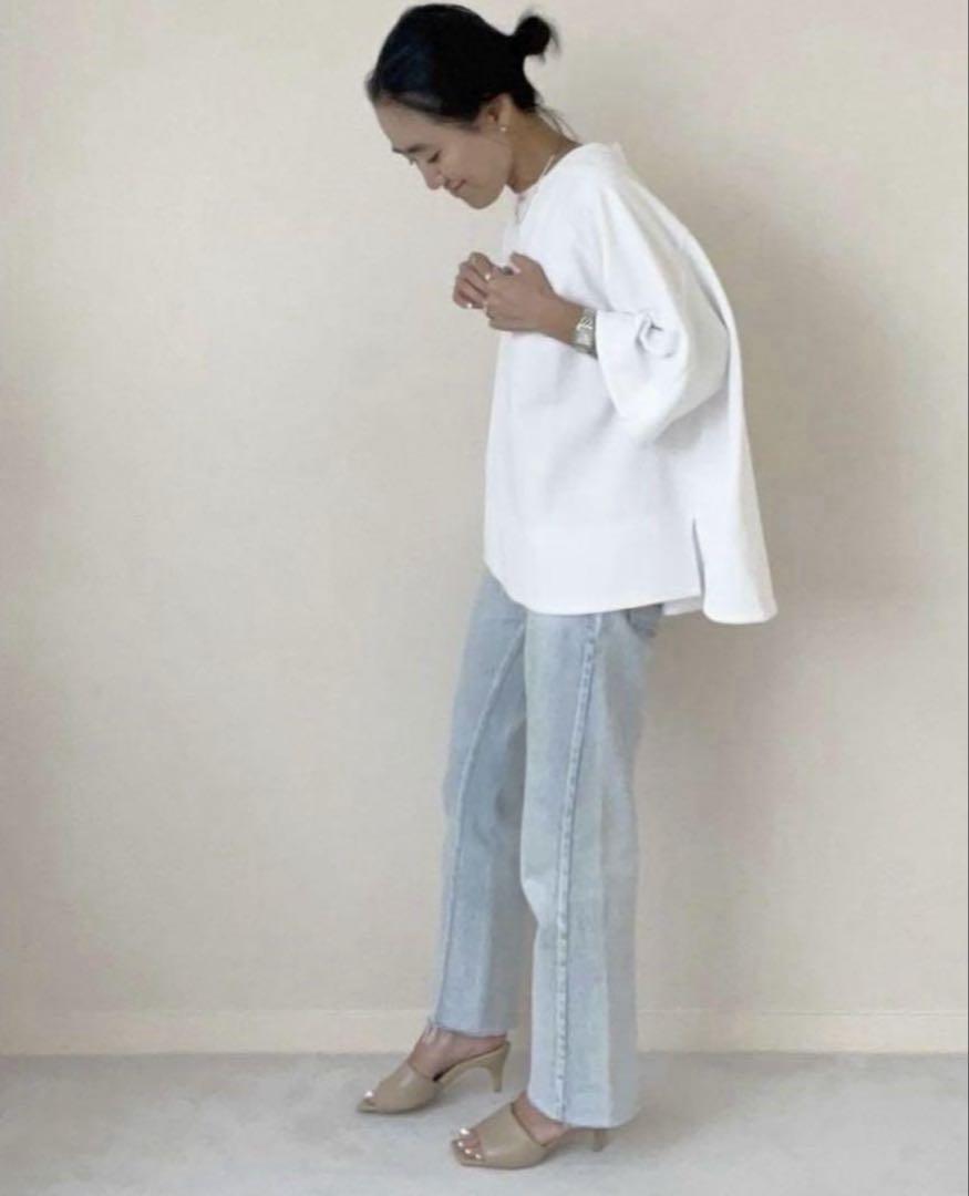 【未使用品】MIESROHE 構築テントライントップス　ベージュ　金子綾着用 着用1回のみMIESROHE 構築テントライントップス ベージュ 金子綾