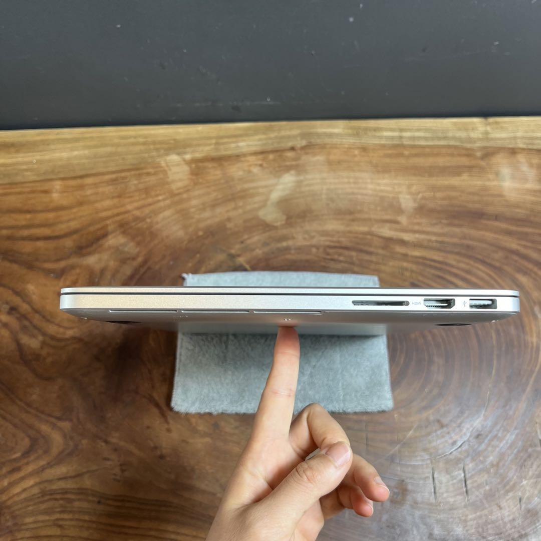 美品/お買得!Apple MacBook Pro 13inch 2015/135 画像9