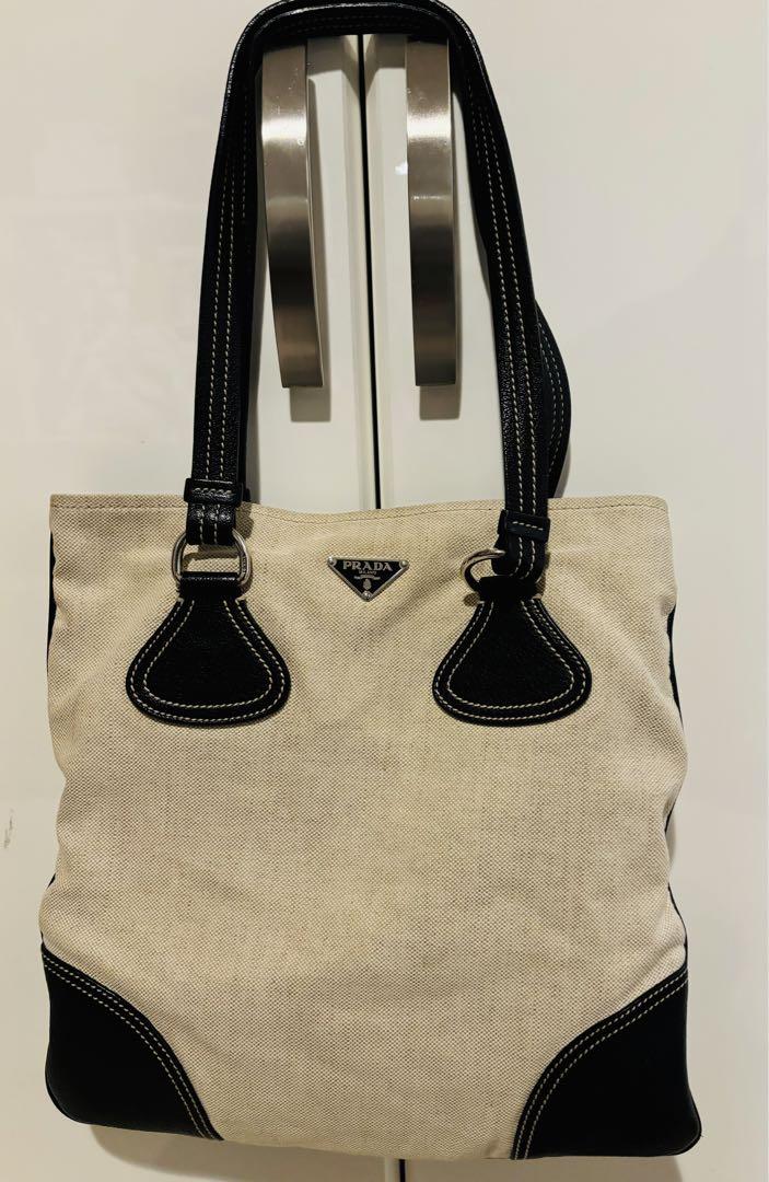 美品 PRADA キャンバス　トートバッグ A4収納可
