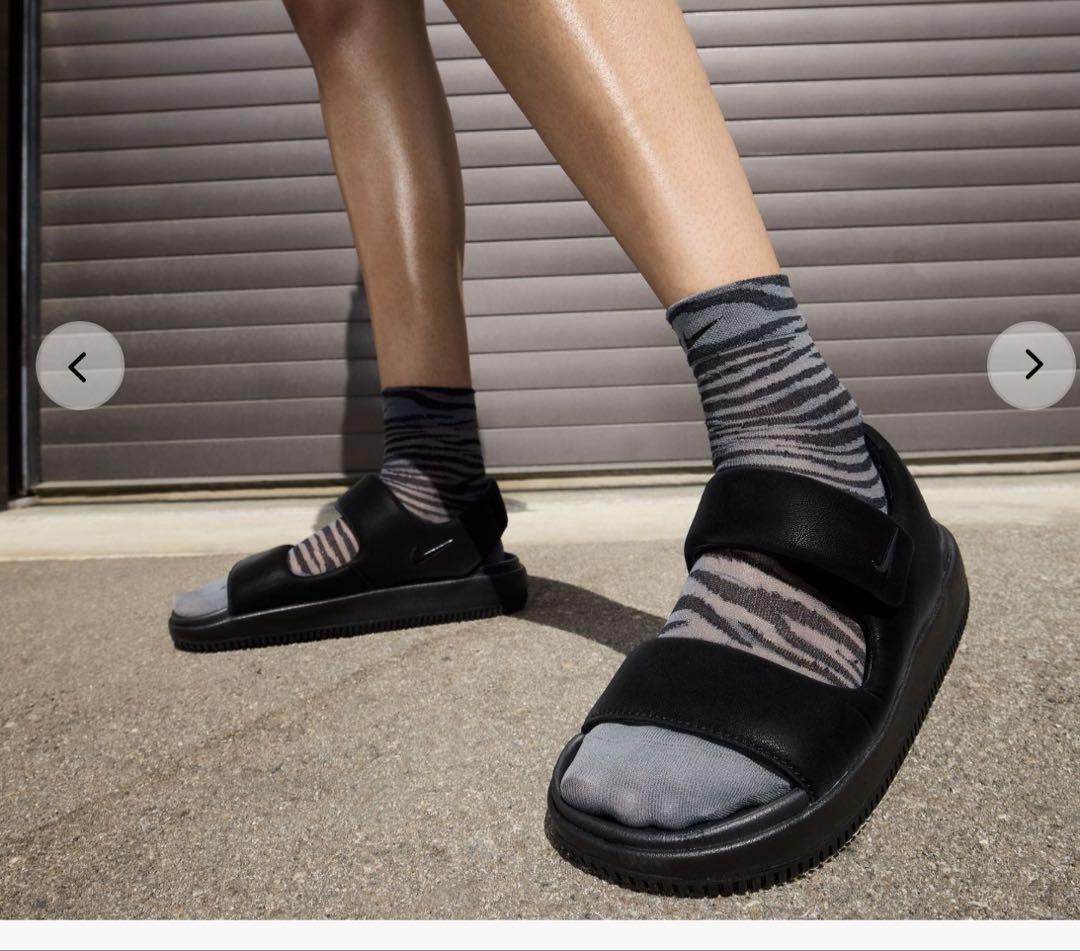 新品　NIKE ウィメンズ カーム サンダル ブラック　23cm