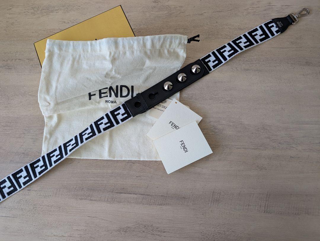 ま*ん様 FENDI ストラップユー キャンバス/レザー ショルダーストラップ