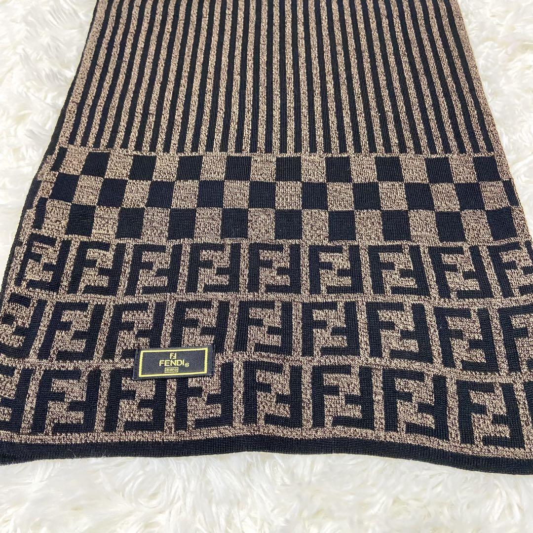 【未使用級】FENDI ズッカ柄 マフラー