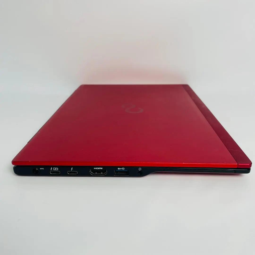 赤色ライフブック 8世代i5/SSD256GB/FHD液晶/薄型軽量/b606 赤色ライフブック 8世代i5/SSD256GB/FHD液晶/薄型軽量/b606