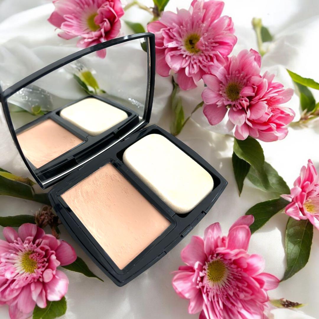 シャネルCHANEL ファンデーション12 デパコスフェイスパウダーコスメ