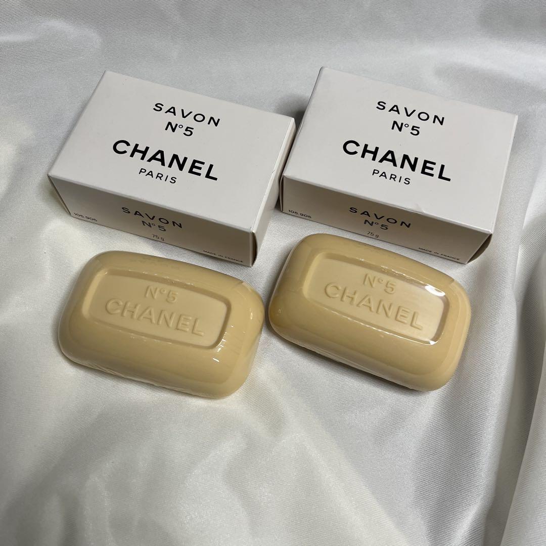 新品 シャネル N°5 サヴォン 石鹸 75g 2コ Amazon | CHANEL No.5サヴォン石鹸 75g (2個)＆ No.5オー