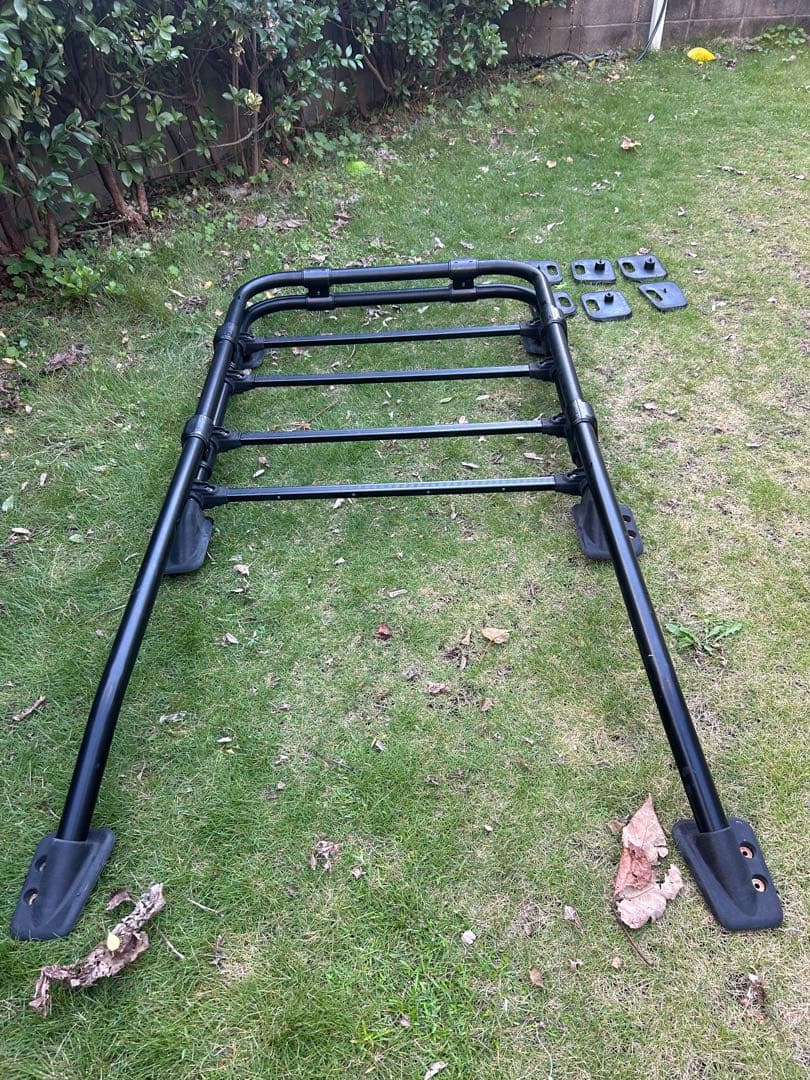 FJクルーザーGSJ15W型 ルーフキャリアやや傷や汚れあり