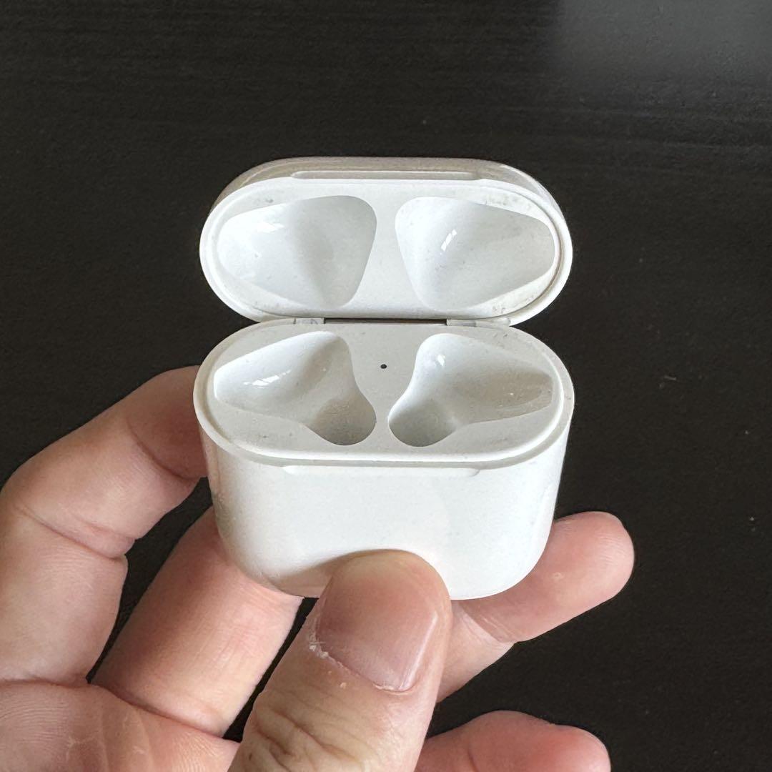 極美品】早い者勝ち Apple AirPods（第2世代）エアポッズ