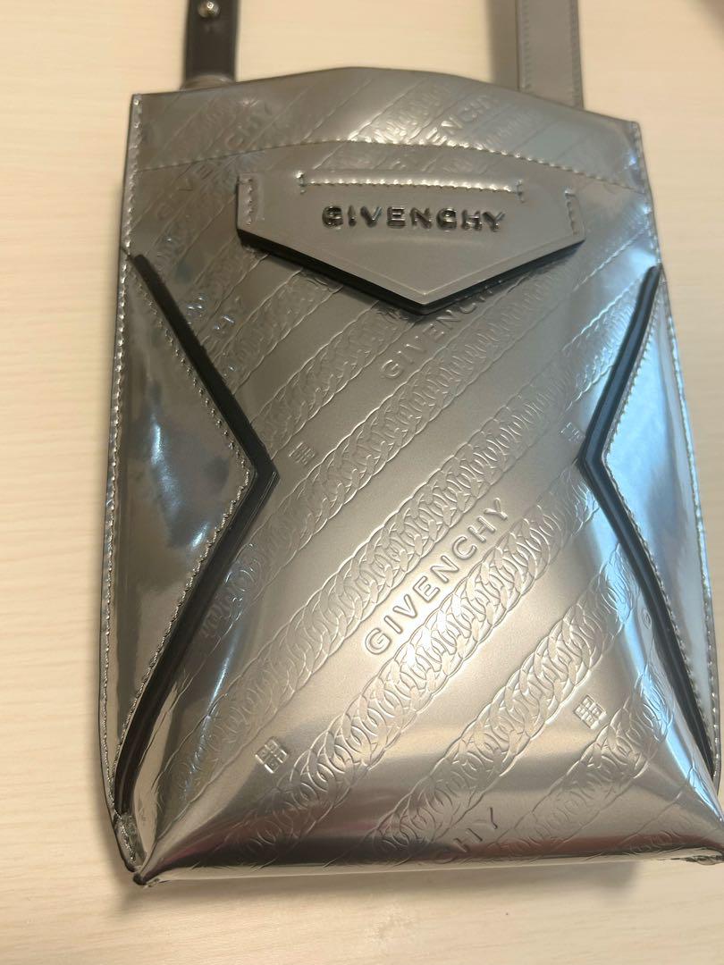 GIVENCHY ジバンシィ アンティゴナ・ソフト クロスボディ ミニショルダー