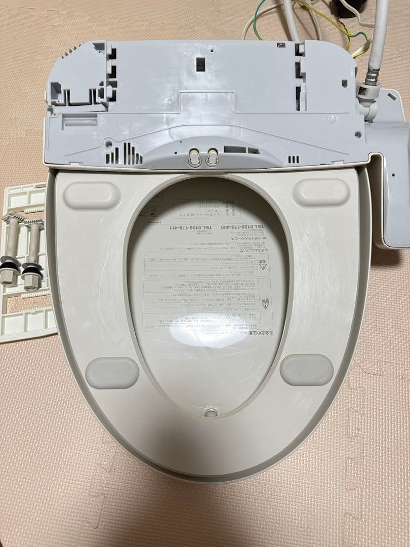 温水洗浄便座 ホワイト目立った傷や汚れなし