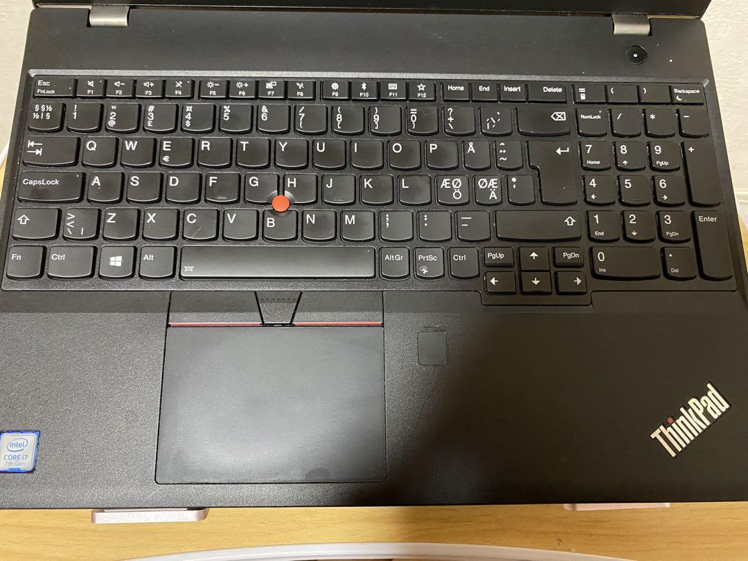 完動 ノートパソコンLenovo