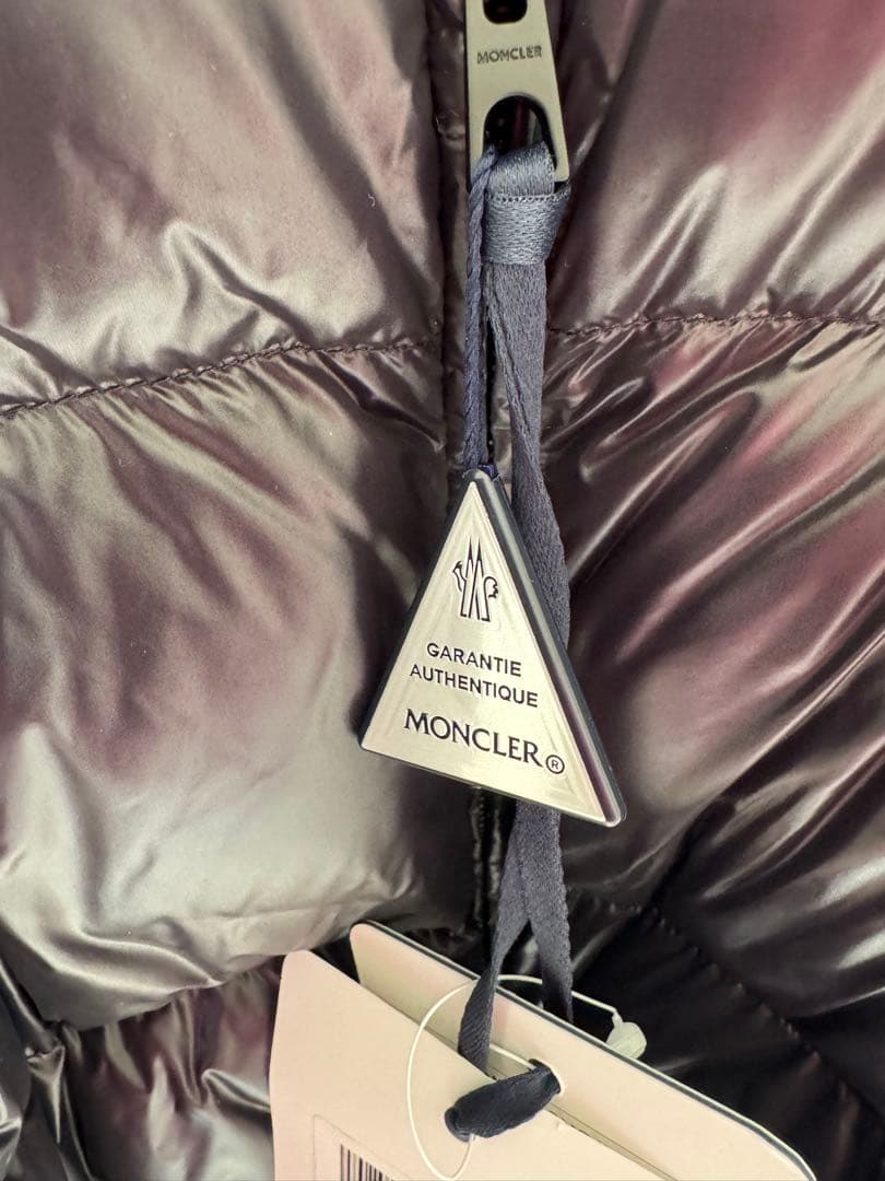 MONCLER フード付きロングダウンジャケット ブラック MONCLER フード付きロングダウンジャケット ブラック