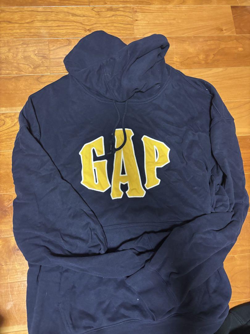 GAP ネイビー ロゴ入り パーカー
