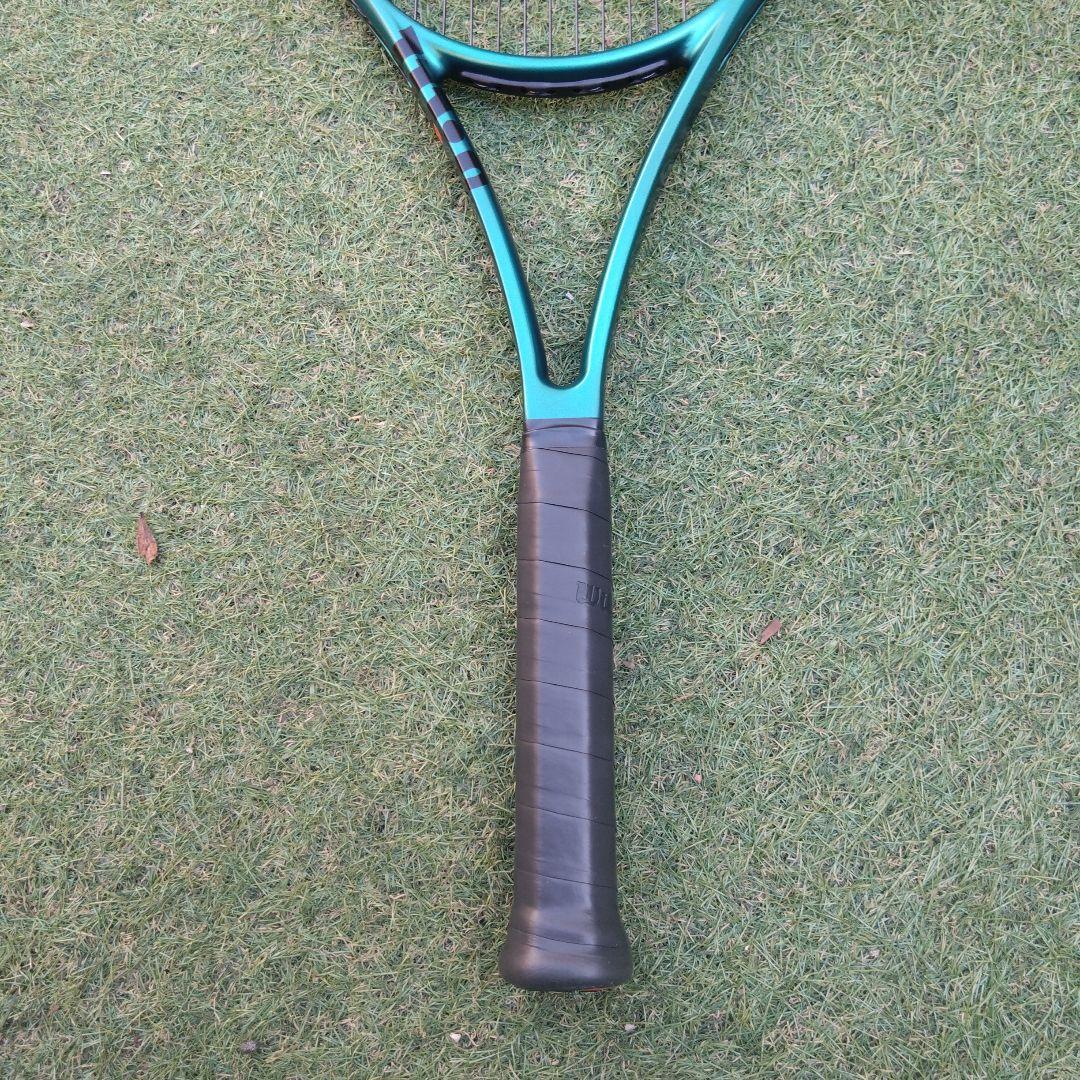 美品 ブレードV9 98 18×20 G2 WILSON BLADE 美品 ブレードV9 98 18×20 G2 WILSON BLADE