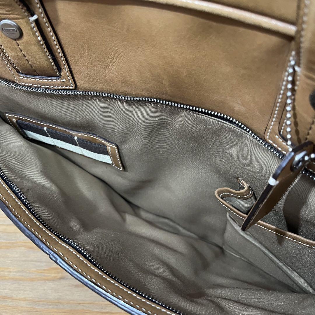 COACH コーチ　ブリーフケース ビジネスバッグ　メンズ　レザー 本革
