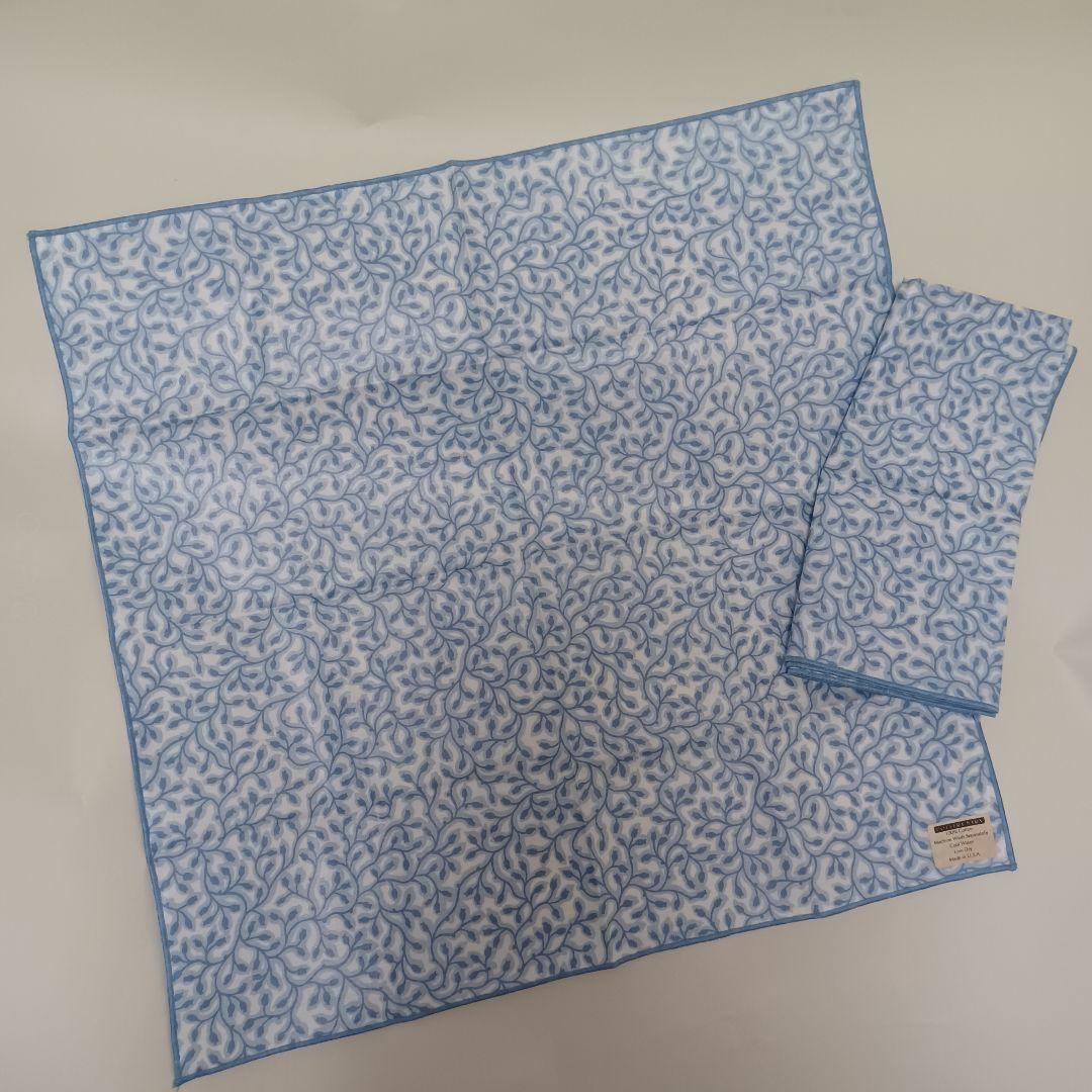 テーブルセンターランチョンマット48 x 48 cm水色アメリカ製