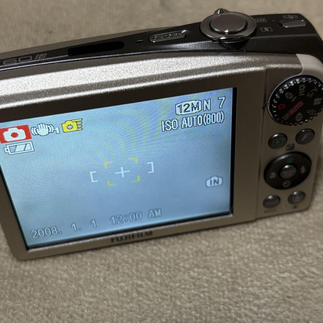 Fujifilm FinePix F60fd コンパクトデジタルカメラ