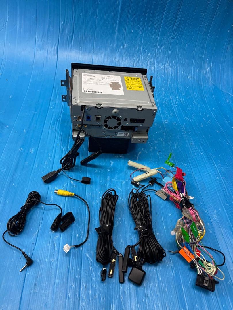 ケンウッド 彩速ナビ MDV-D504BT 2016年 ケンウッド 彩速ナビ MDV-D504BT 2016年