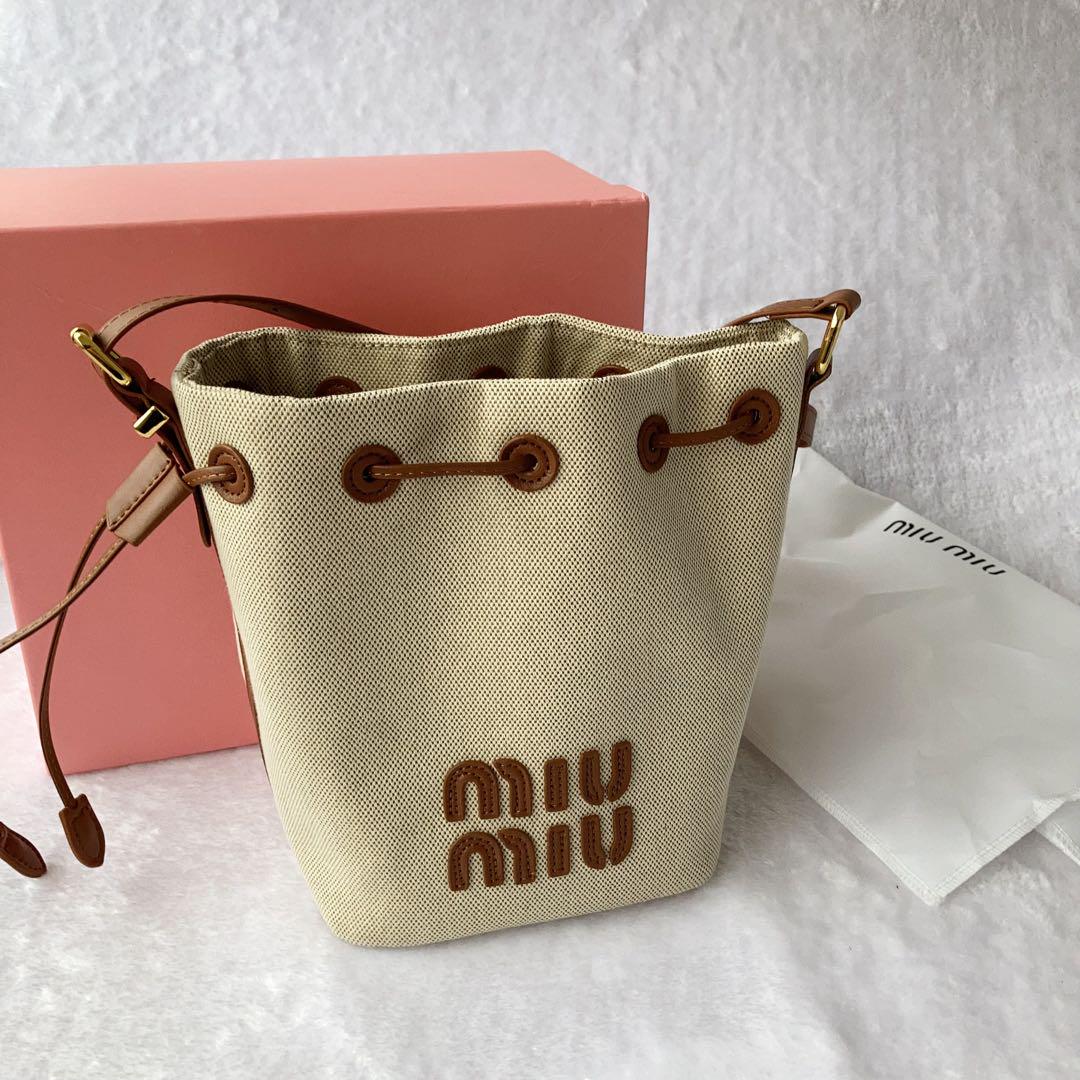 【miumiu】キャンバス バケット ショルダーバッグ・中古 MiuMiu バケットバッグ キャンバス ショルダーバッグ レディース