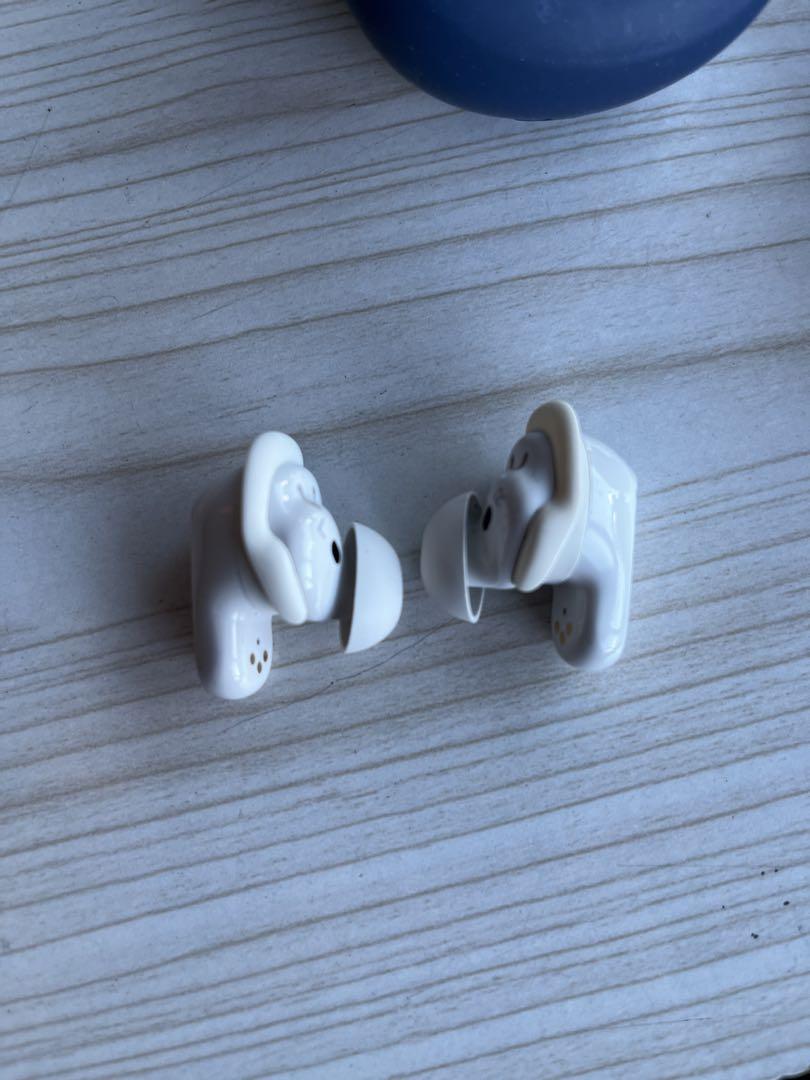 earbues